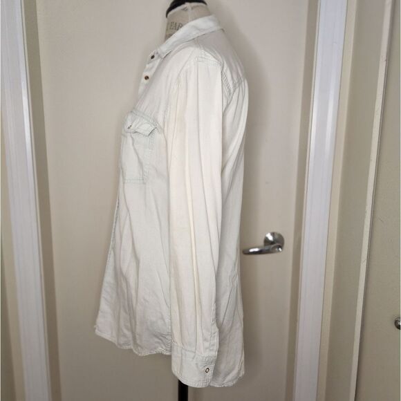 Cotton Denim Buttondown Shirt - Picture 2 of 9